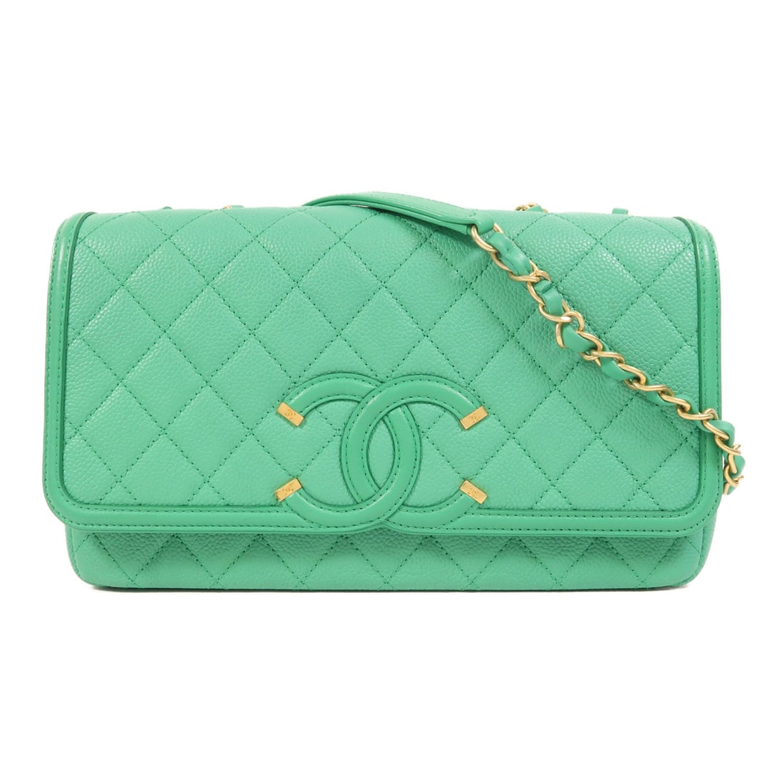 Green Calfskin Chain Shoulder Bag by CHANEL with CC Gold Hardware: Green Calfskin Chain Shoulder Bag by CHANEL with CC Gold Hardware This CHANEL CC shoulder bag is crafted from green calfskin leather and features a gold-tone chain. It offers a regular size with a str