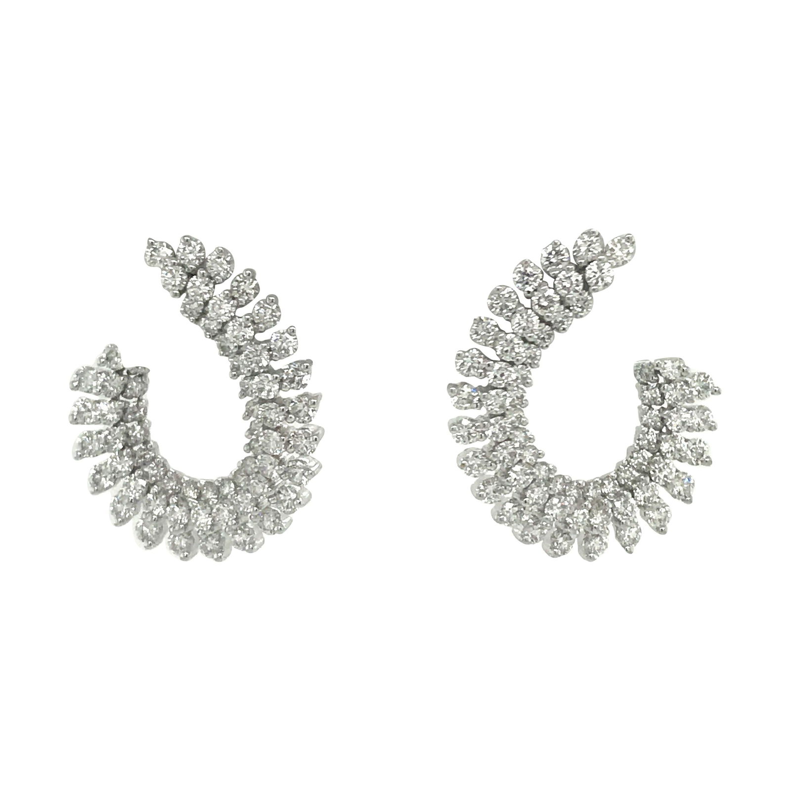 Harbor Diamonds 3.87 Carat Diamond Swirl Earrings in 18K White Gold: Harbor Diamonds 3.87 Carat Diamond Swirl Earrings in 18K White Gold These stunning Diamond Swirl Earrings are crafted in 18K white gold and feature 164 round brilliant diamonds, totaling 3.87 carats.