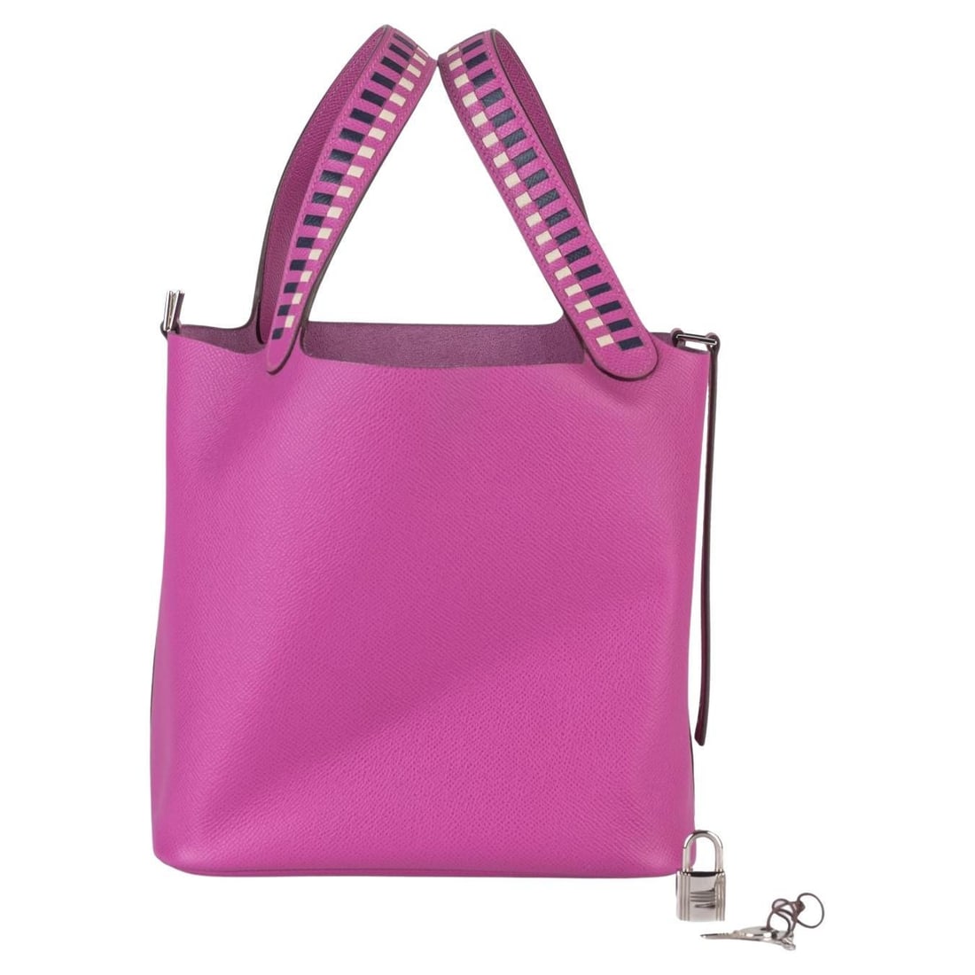 Hermes Tressage De Cuir Picotin Lock 22 Epsom Leather Bag: Hermes Tressage De Cuir Picotin Lock 22 Epsom Leather Bag This exquisite Hermes Tressage De Cuir Picotin Lock 22 PM bag is a stunning blend of style and functionality. Crafted from high-quality Epsom