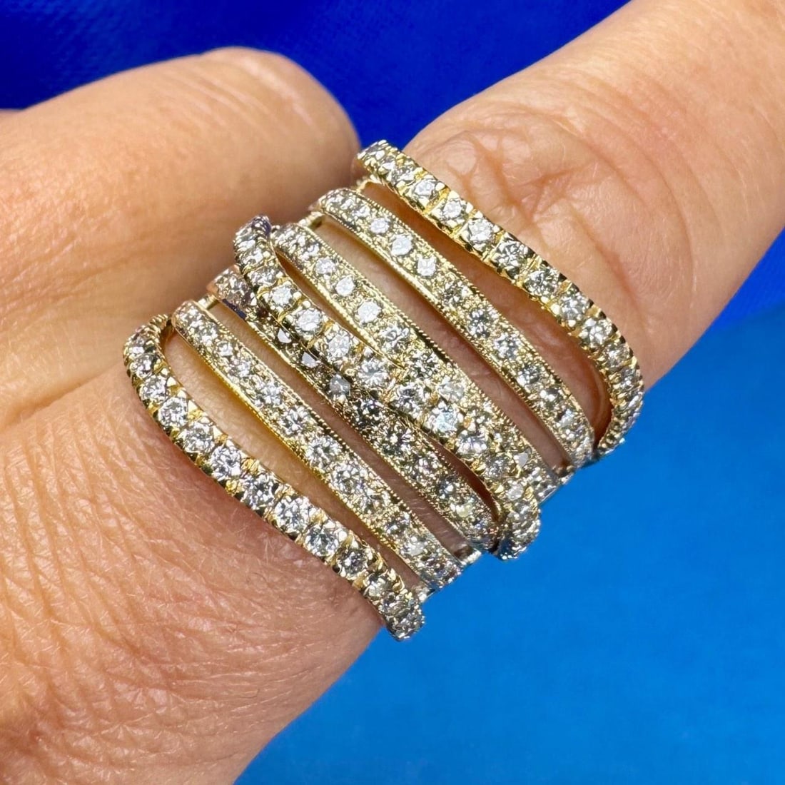 18K Yellow Gold Diamond Ring 3.00 Ct with 121 Diamonds (1 of 5)