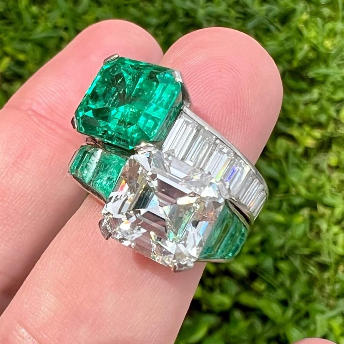 Art Deco Platinum GIA Certified Diamond Emerald Ring 4.57 Ct Diamond 7.50 Ct Emerald - 4