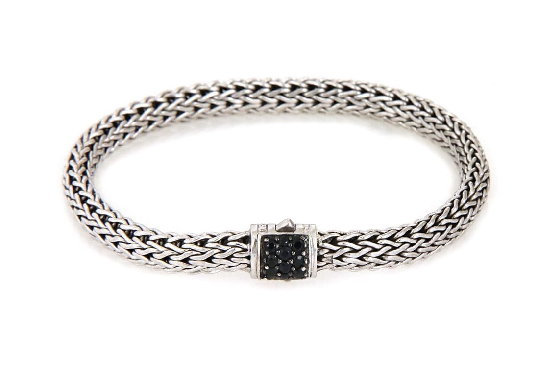 Sterling Silver 6mm Chain Bracelet with Lava Black Sapphire by John Hardy: Sterling Silver 6mm Chain Bracelet with Lava Black Sapphire by John Hardy This John Hardy Classic Chain bracelet features large 6mm sterling silver links accented with lava black sapphires. Crafted wi