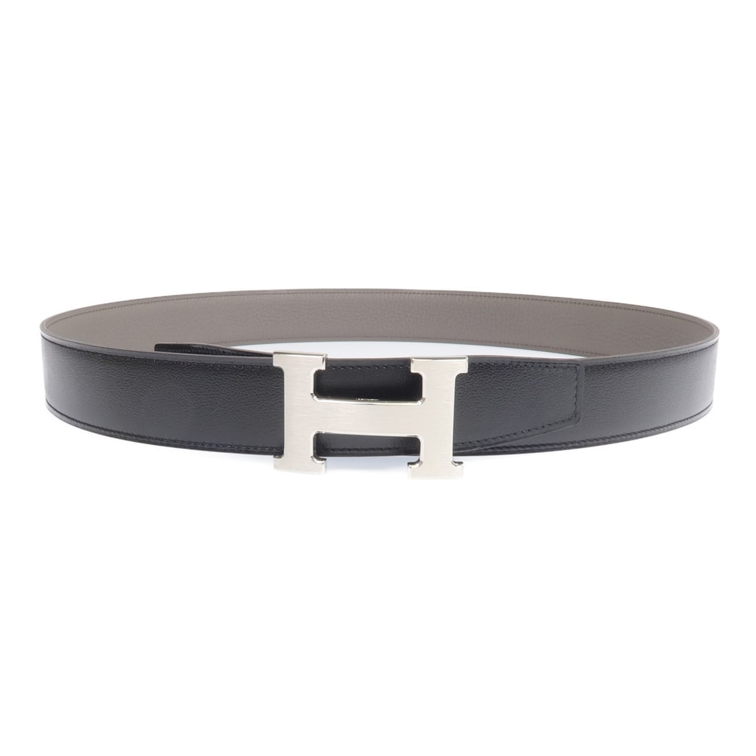 Hermes Black Calfskin Belt With Palladium H Buckle Togo and Box Leather: Hermes Black Calfskin Belt With Palladium H Buckle Togo and Box Leather This Hermes belt features a distinctive palladium hardware H buckle and is crafted from Togo and Box calfskin leather in black a
