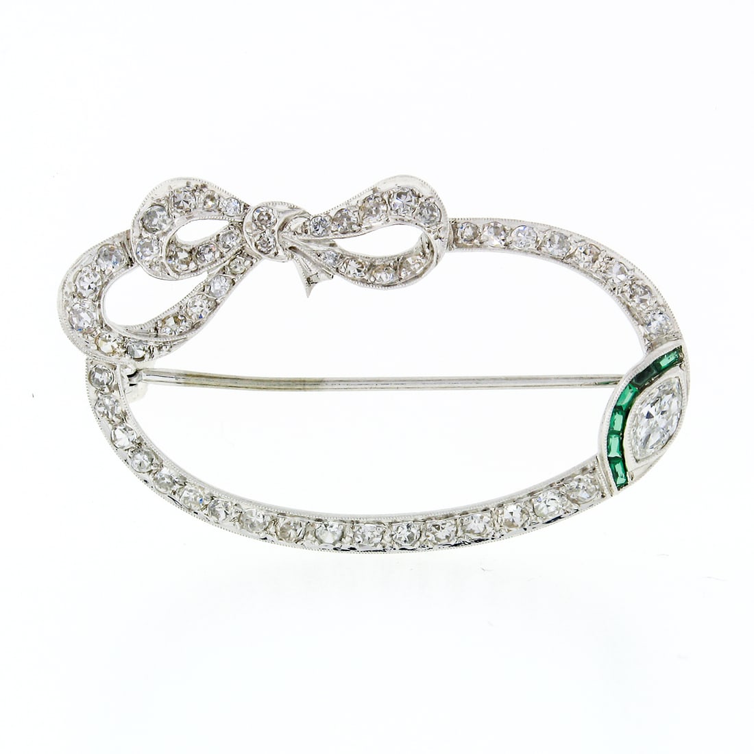 Antique Art Deco Platinum Diamond Ribbon Bow Wreath Brooch 1.70ctw: Antique Art Deco Platinum Diamond Ribbon Bow Wreath Brooch 1.70ctw This exquisite Antique Art Deco brooch pin is crafted from solid platinum and showcases a stunning ribbon bow wreath design adorned w