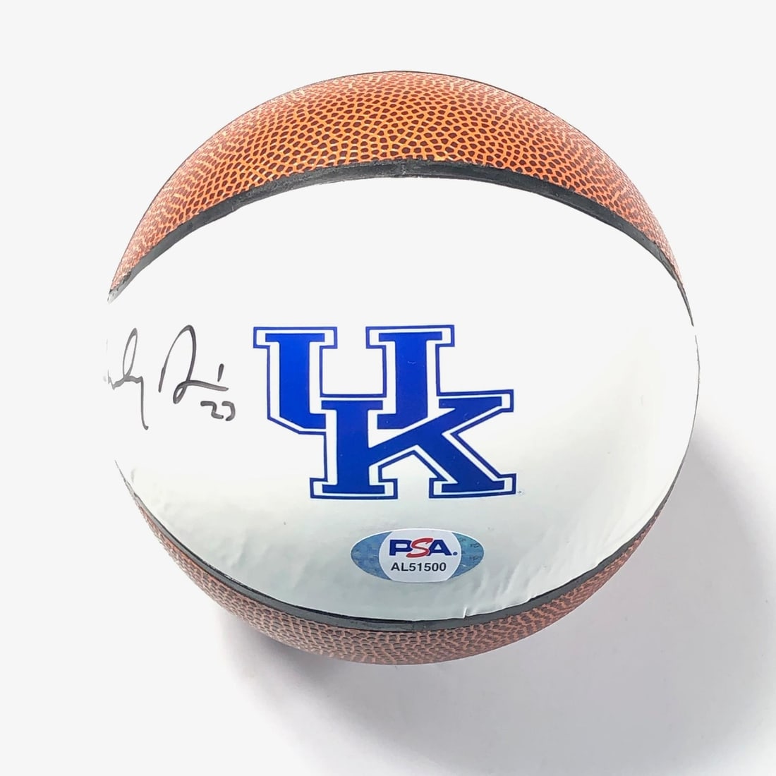 Anthony Davis Signed Mini Basketball PSA/DNA Kentucky College Collectible: Anthony Davis Signed Mini Basketball PSA/DNA Kentucky College Collectible This is a Mini Basketball autographed by Anthony Davis, the talented player of the Los Angeles Lakers and a notable alumnus of