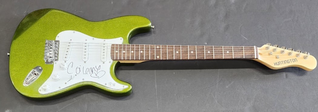 Coi Leray Autographed Electric Guitar Beckett Authenticated: Coi Leray Autographed Electric Guitar Beckett Authenticated This is an authentic autographed electric guitar by Coi Leray, perfect for fans and collectors. The signature has been verified by Beckett A