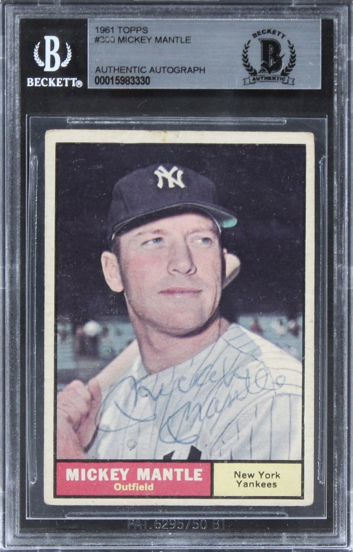 Mickey Mantle Signed 1961 Topps #300 Card New York Yankees Beckett Authenticated (1 of 2)