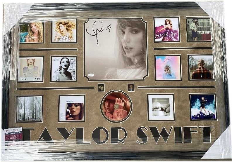 Taylor Swift Autographed 8x10 Photo Custom Framed Collage JSA COA (1 of 3)