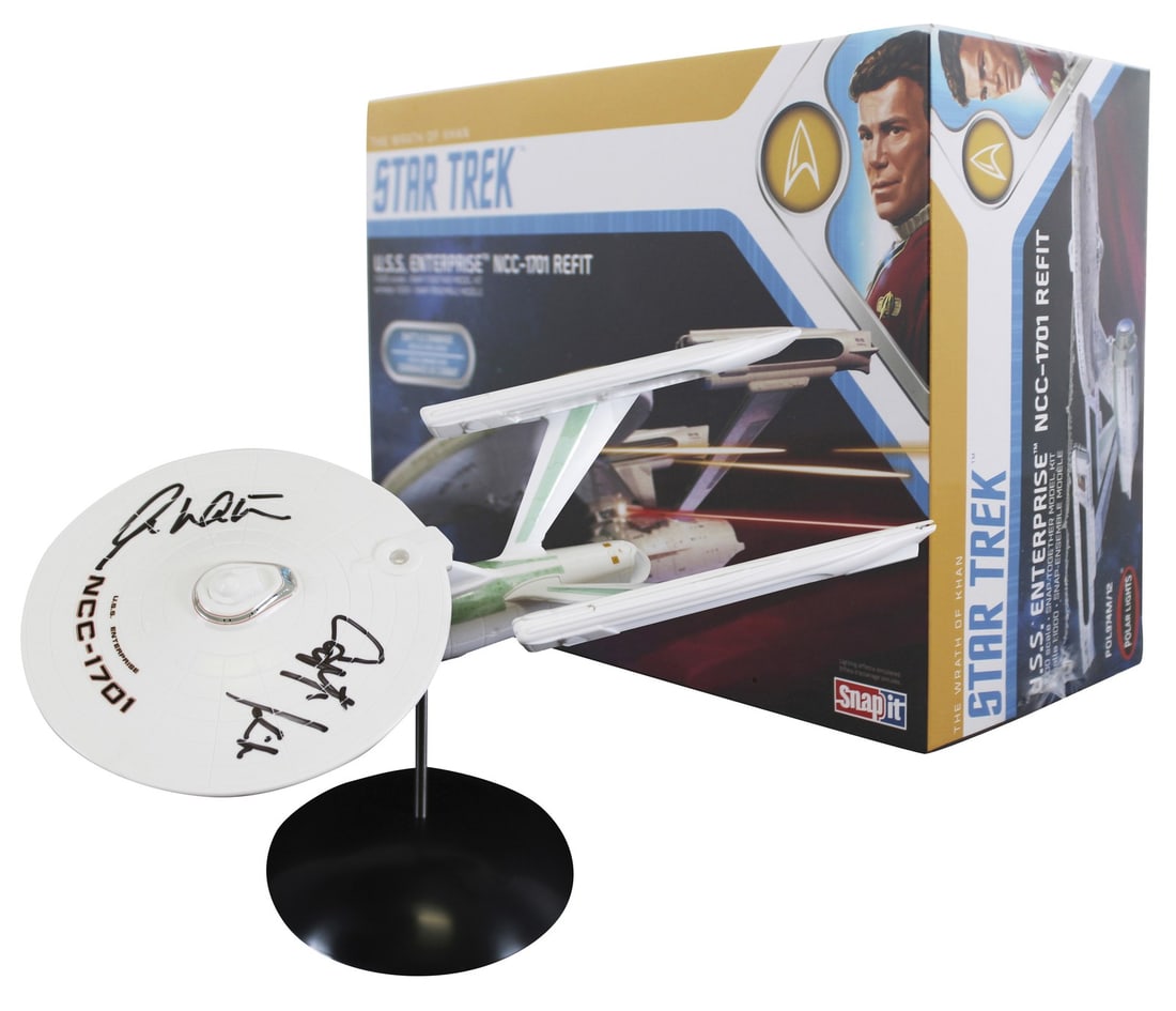William Shatner Signed Star Trek U.S.S. Enterprise Model BAS Authenticated (1 of 9)