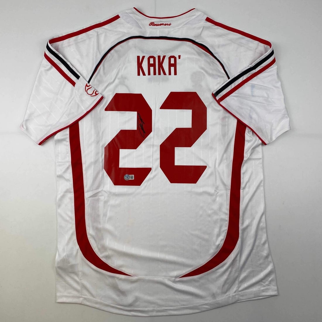 Ricardo Kaka Autographed AC Milan White Jersey Beckett Certified: Ricardo Kaka Autographed AC Milan White Jersey Beckett Certified This autographed Ricardo Kaka white soccer jersey from AC Milan is a must-have for any fan. The jersey features Kaka's signature, authe