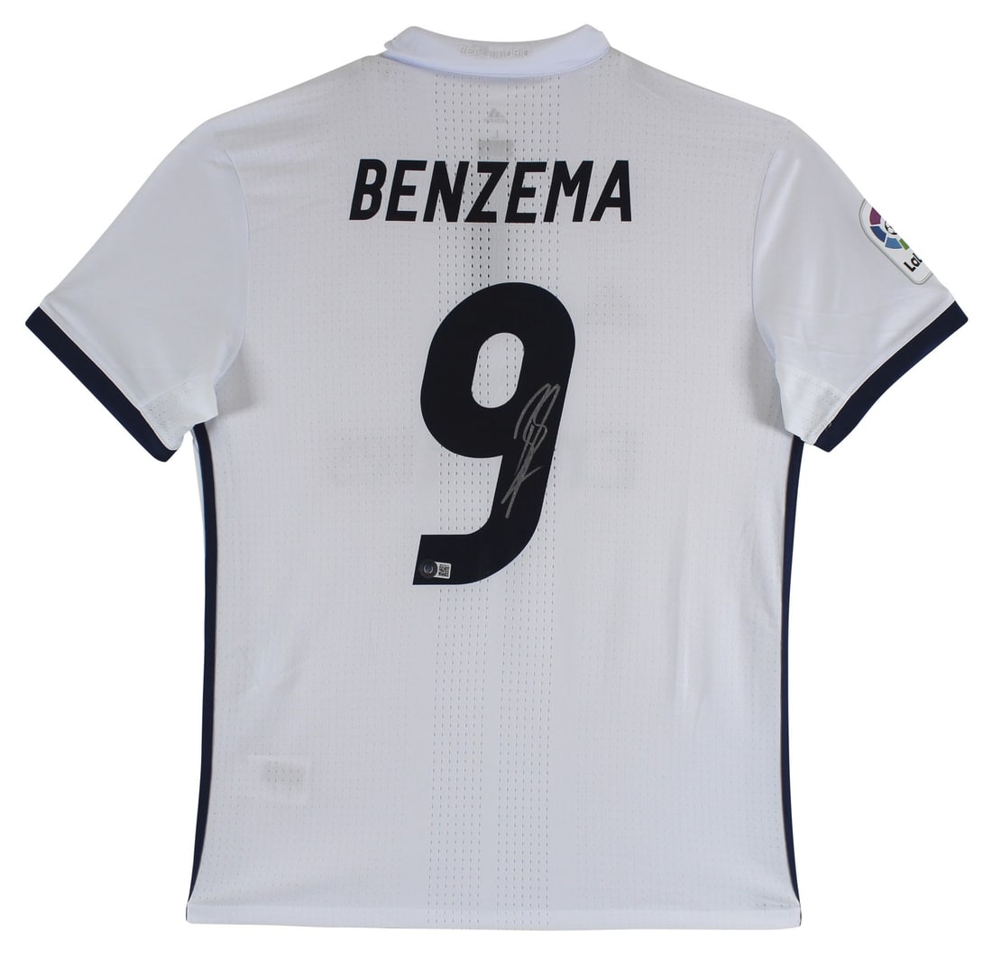 Karim Benzema Signed Real Madrid White Adidas Jersey Beckett COA: Karim Benzema Signed Real Madrid White Adidas Jersey Beckett COA This authentic white Adidas jersey has been personally signed by Karim Benzema, the celebrated player of the Real Madrid Football Club.