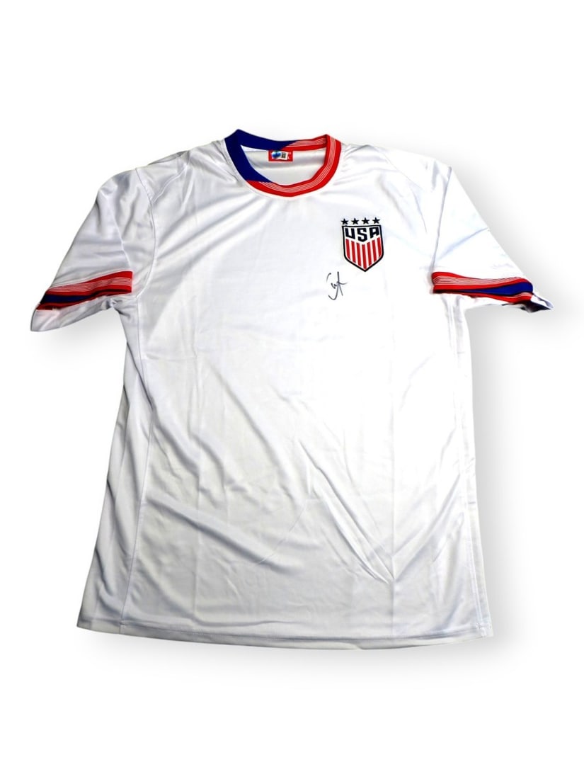 Christian Pulisic Autographed Team USA Jersey Beckett Authenticated: Christian Pulisic Autographed Team USA Jersey Beckett Authenticated This authentic signed jersey features the name of soccer star Christian Pulisic, representing Team USA. The jersey is a pre-owned it