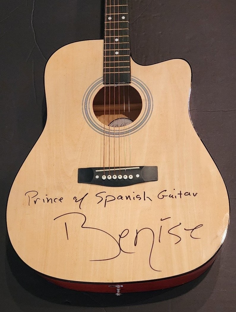 Benise Autographed Acoustic Guitar Prince of Spanish Guitar Beckett Authenticated (1 of 5)