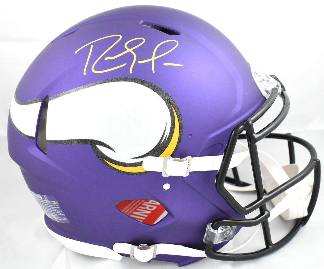Minnesota Vikings Full Size Helmet Signed by Randy Moss with Beckett Hologram: Minnesota Vikings Full Size Helmet Signed by Randy Moss with Beckett Hologram This Minnesota Vikings full-size Speed Authentic helmet features an autograph from Randy Moss. The helmet is an original i