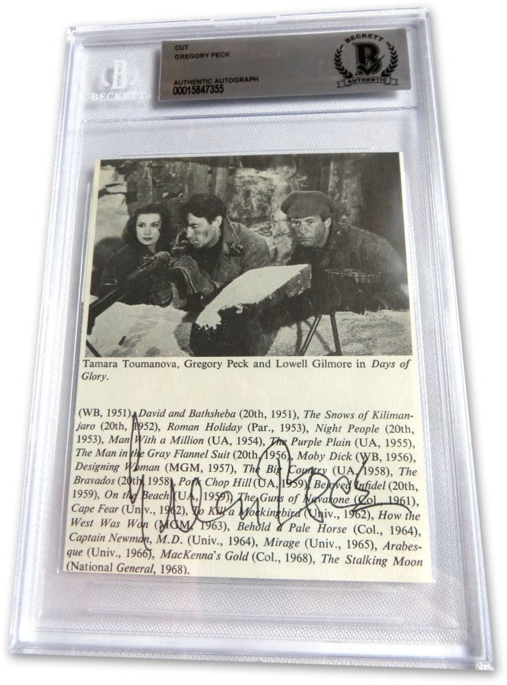 Gregory Peck BAS Authenticated Signed Magazine Photo From Days of Glory: Gregory Peck BAS Authenticated Signed Magazine Photo From Days of Glory This is an original magazine photo featuring Gregory Peck, the acclaimed actor from "Days of Glory." The photograph has been