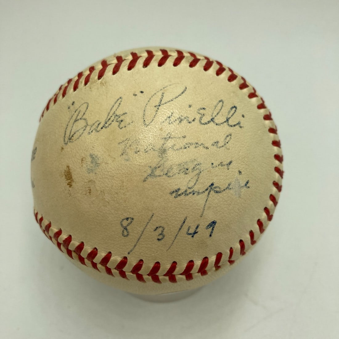 Babe Pinelli Signed 1949 National League Baseball with JSA COA: Babe Pinelli Signed 1949 National League Baseball with JSA COA This is a vintage 1949 National League baseball signed by umpire Babe Pinelli. The ball comes with a James Spence Authentication (JSA)