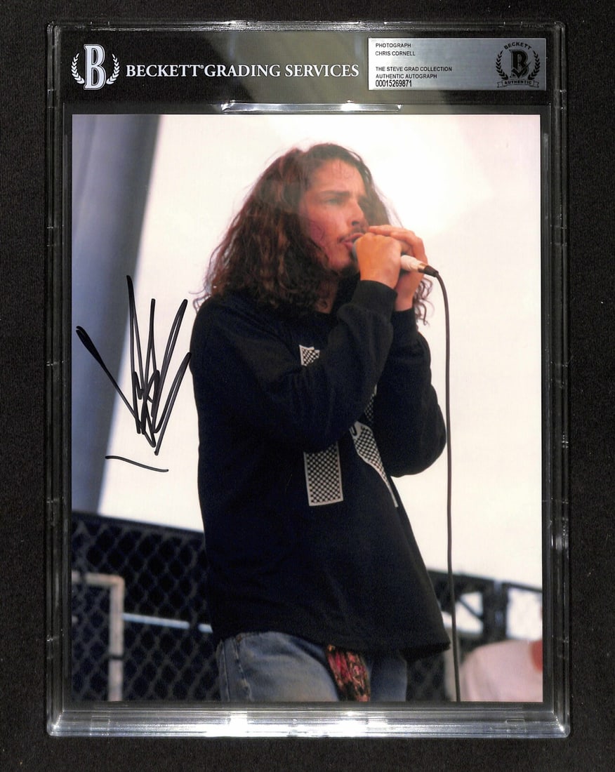 Beckett Authenticated Chris Cornell Autographed 8x10 Soundgarden Photograph: Beckett Authenticated Chris Cornell Autographed 8x10 Soundgarden Photograph This is an original 8x10 photograph signed by Chris Cornell of Soundgarden. The autograph was obtained in person in the late