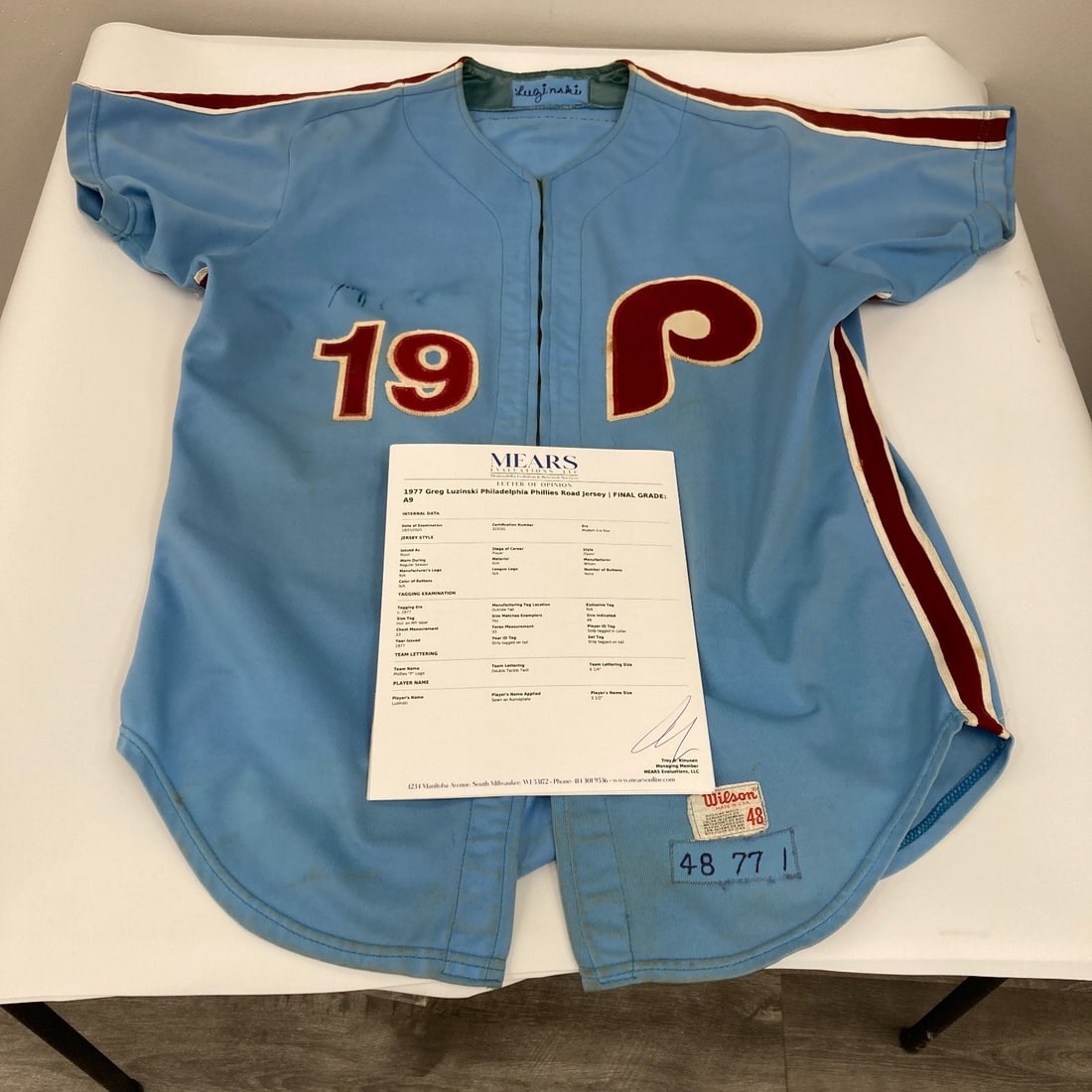 Greg Luzinski 1977 Signed Game Used Phillies Jersey MEARS A9 COA: Greg Luzinski 1977 Signed Game Used Phillies Jersey MEARS A9 COA This 1977 game-used Philadelphia Phillies jersey is signed by Greg Luzinski, a prominent left fielder known for his extraordinary