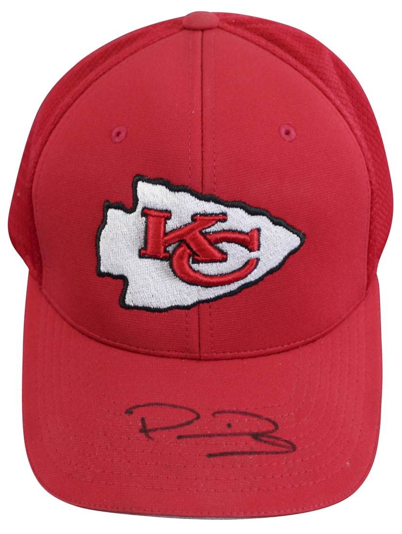 Kansas City Chiefs Patrick Mahomes Signed Red Hat with PSA Authentication: Kansas City Chiefs Patrick Mahomes Signed Red Hat with PSA Authentication This authentic red hat has been personally signed by Patrick Mahomes, the star quarterback of the Kansas City Chiefs. The
