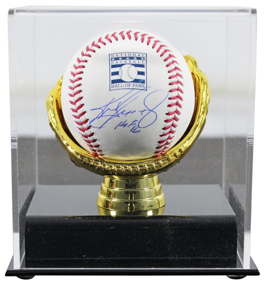 Ken Griffey Jr. Signed HOF Logo OML Baseball with Beckett Authentication (1 of 4)