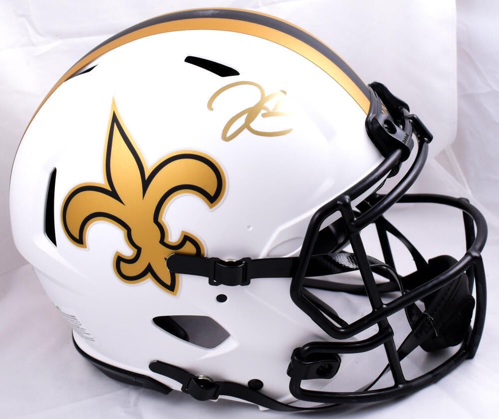 Derek Carr Signed New Orleans Saints Lunar Speed Helmet Beckett Authenticated: Derek Carr Signed New Orleans Saints Lunar Speed Helmet Beckett Authenticated This is an authentic full-size Lunar Speed helmet signed by NFL quarterback Derek Carr. The helmet features the New Orlean