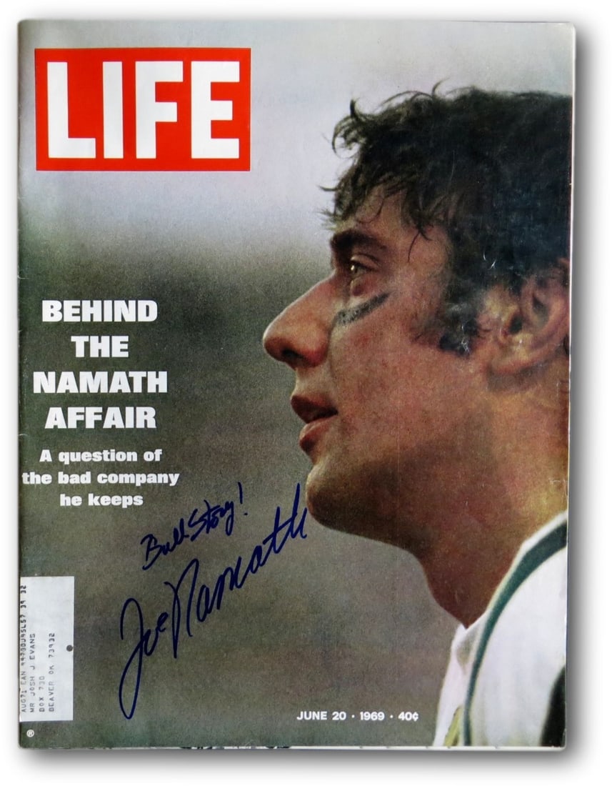 Joe Namath Signed LIFE Magazine 9/20/69 JSA Authenticated: Joe Namath Signed LIFE Magazine 9/20/69 JSA Authenticated This is an original LIFE magazine from September 20, 1969, featuring Joe Namath on the cover with the headline "Bull Story!" The magazine is a