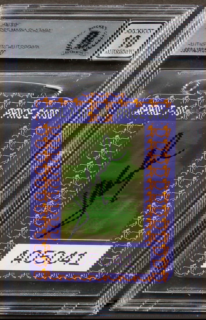 Jose Maria Olazabal 1994 Masters Badge Signed Gem Mint 10 BAS: Jose Maria Olazabal 1994 Masters Badge Signed Gem Mint 10 BAS Celebrate the legacy of golf with this authentic 1994 Masters Augusta National Golf Club Badge, personally signed by the legendary Jose Ma