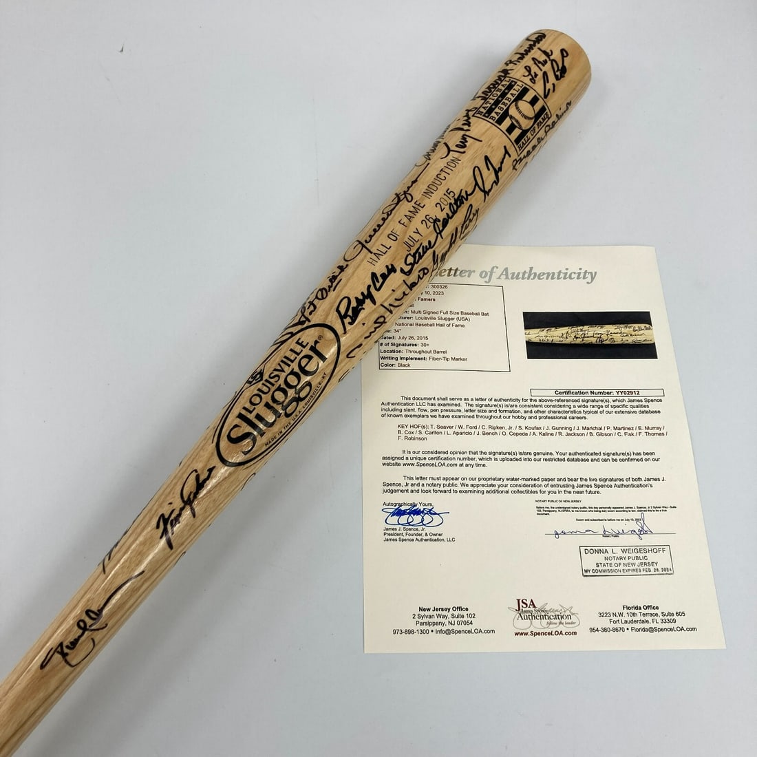 2015 Multi Signed Baseball Bat with 46 Signatures JSA Authenticated: 2015 Multi Signed Baseball Bat with 46 Signatures JSA Authenticated This remarkable multi-signed baseball bat is a must-have for any baseball enthusiast. Featuring a total of 46 signatures from legend