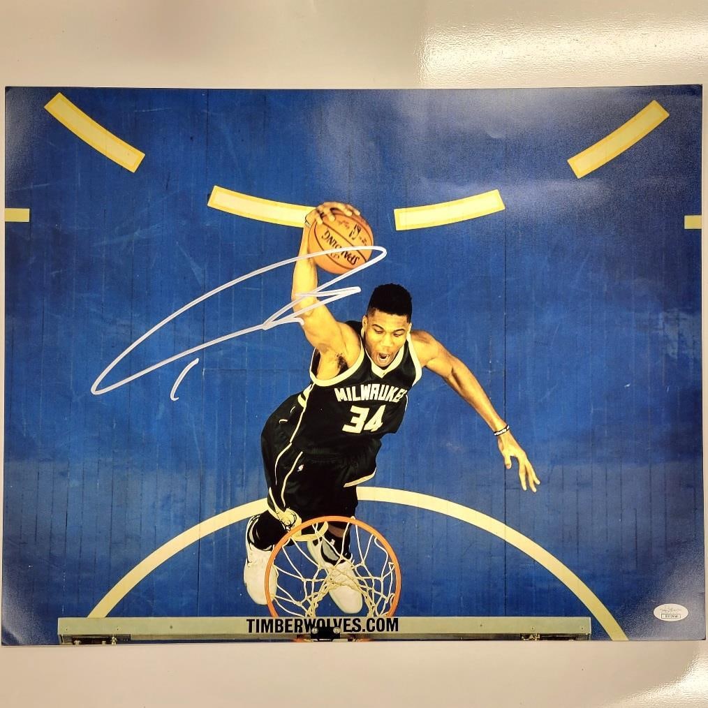 Giannis Antetokounmpo Signed 16x20 Photo Milwaukee Bucks JSA Authenticated: Giannis Antetokounmpo Signed 16x20 Photo Milwaukee Bucks JSA Authenticated Capture a piece of basketball history with this original 16x20 photograph of Giannis Antetokounmpo, featuring his authentic a