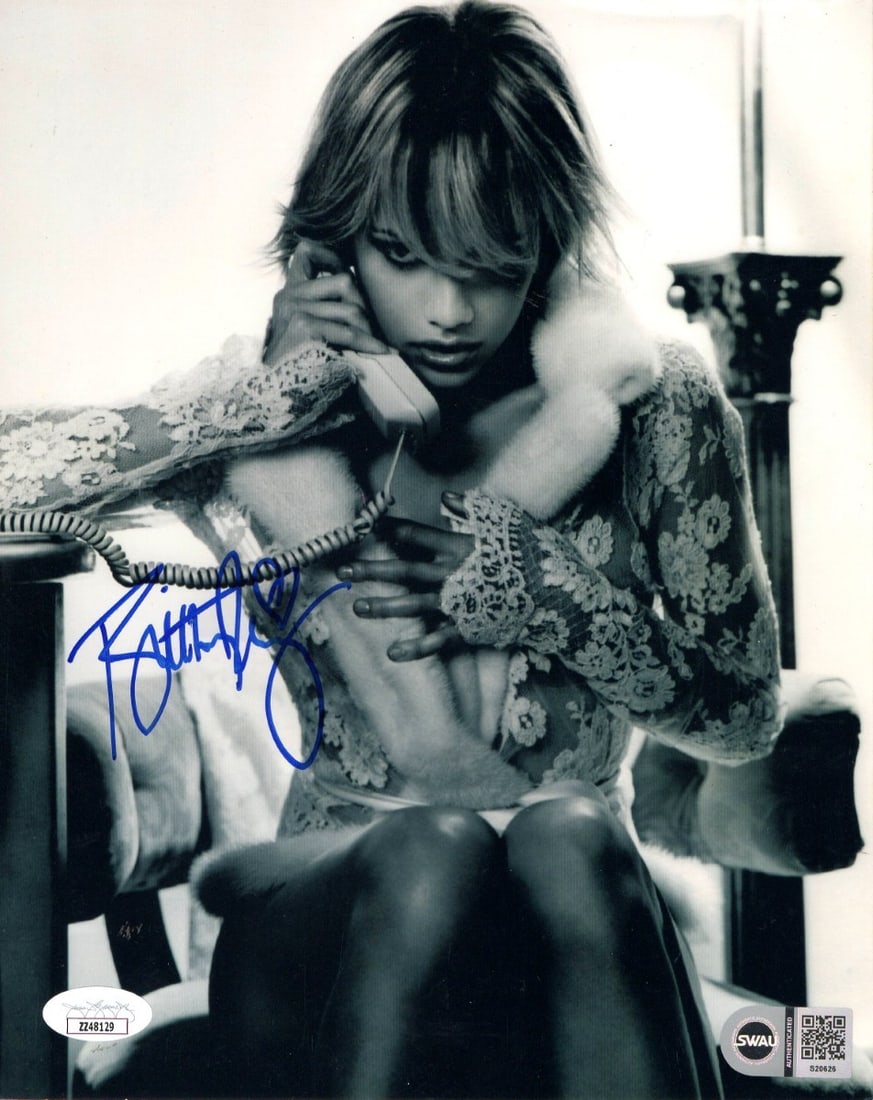 8x10 Brittany Murphy Photograph Signed with JSA Authentication Girl Interrupted: 8x10 Brittany Murphy Photograph Signed with JSA Authentication Girl Interrupted This is an original 8x10 photograph from the film "Girl Interrupted," autographed by Brittany Murphy. The signature is a