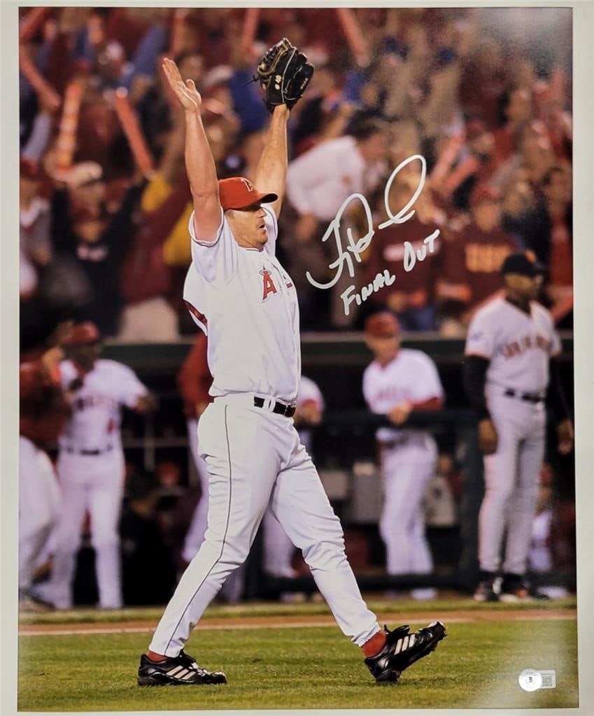 Troy Percival Signed 16x20 Photo 2002 World Series BAS Certified: Troy Percival Signed 16x20 Photo 2002 World Series BAS Certified This is an original 16x20 photo of Troy Percival, featuring his autograph. The photograph commemorates the 2002 World Series, showcasin