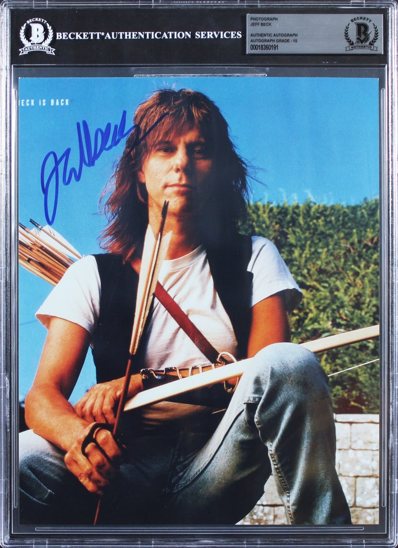 Jeff Beck Signed 8x10 Photo The Yardbirds Beckett Slabbed Auto Grade 10: Jeff Beck Signed 8x10 Photo The Yardbirds Beckett Slabbed Auto Grade 10 This is an original 8x10 vertical photograph personally signed by Jeff Beck of The Yardbirds. The autograph has received a Gem M