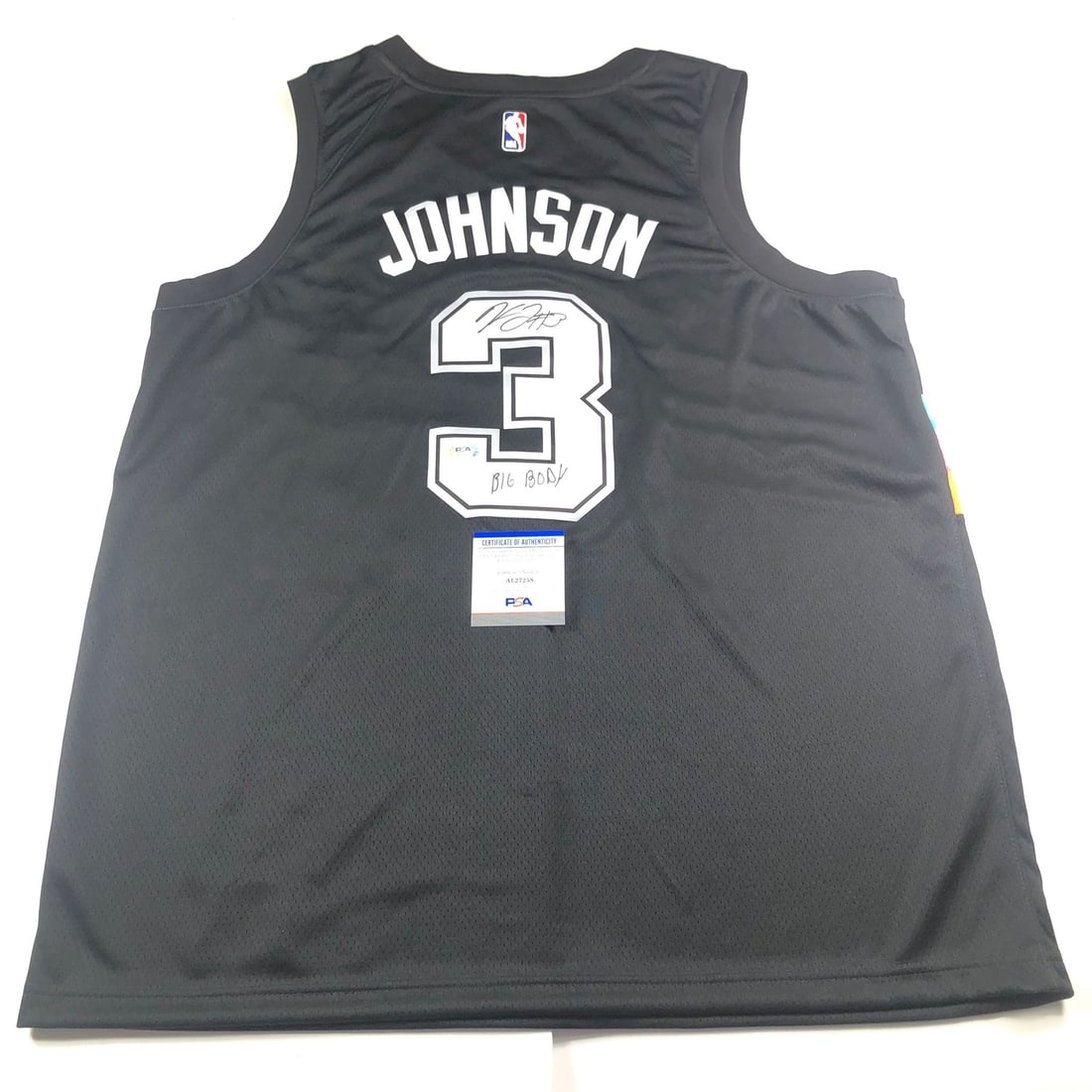 Keldon Johnson Autographed Jersey PSA/DNA San Antonio Spurs: Keldon Johnson Autographed Jersey PSA/DNA San Antonio Spurs This is a pre-owned, original stitched jersey autographed by Keldon Johnson, who is known for his time with the San Antonio Spurs. The signa