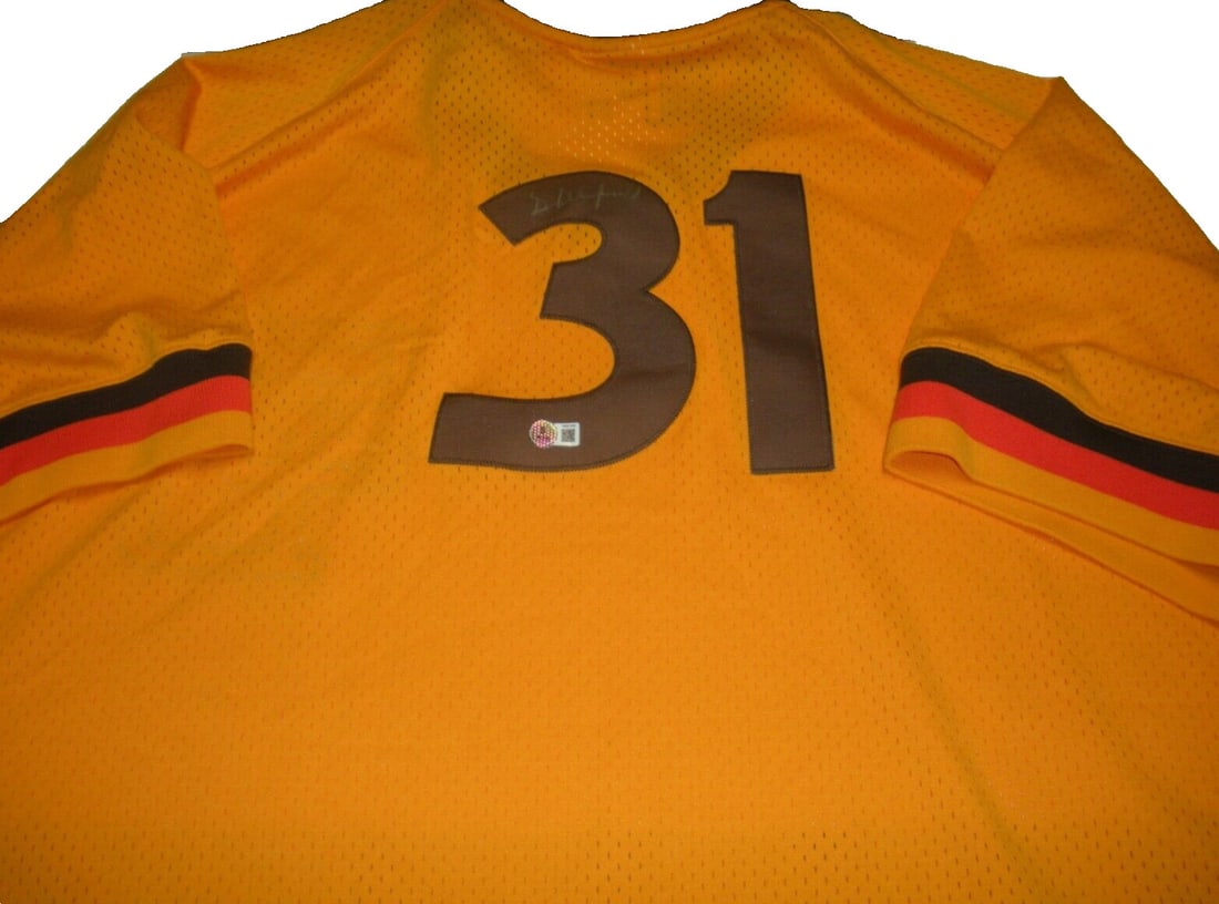 Mitchell and Ness Dave Winfield Padres Jersey Signed With Beckett COA: Mitchell and Ness Dave Winfield Padres Jersey Signed With Beckett COA This is an official licensed Mitchell & Ness jersey signed by Dave Winfield from his time with the Padres. The jersey comes with B