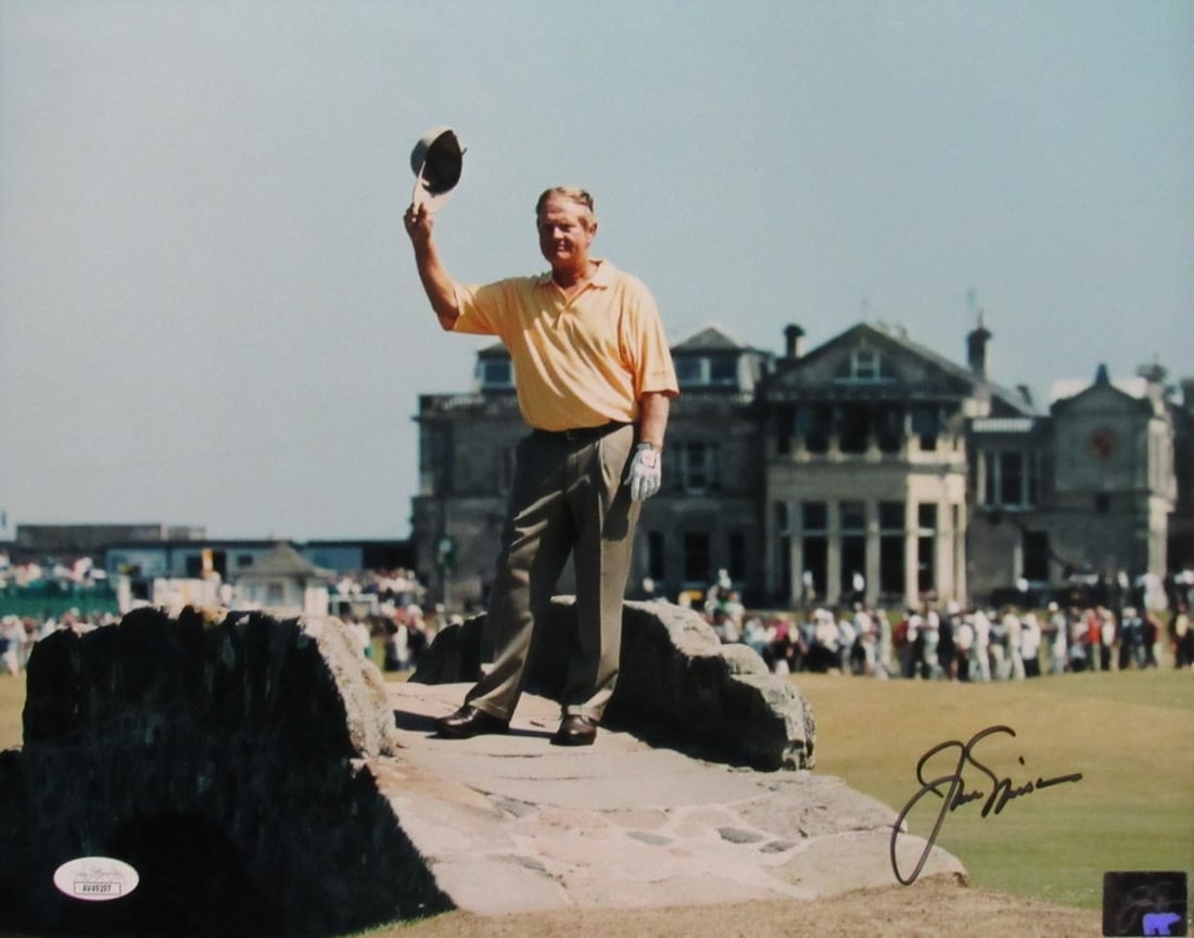 Jack Nicklaus Autographed 11x14 Photo JSA Certified: Jack Nicklaus Autographed 11x14 Photo JSA Certified This is an original 11x14 photo signed by golf legend Jack Nicklaus. The photo is authenticated by JSA, featuring a tamper-proof hologram sticker an