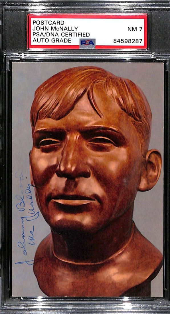 Johnny Blood McNally Autographed Postcard Green Bay Packers PSA/DNA: Johnny Blood McNally Autographed Postcard Green Bay Packers PSA/DNA This is an original Johnny Blood McNally Hall of Fame autographed postcard featuring the Green Bay Packers. Authenticated by PSA/DNA
