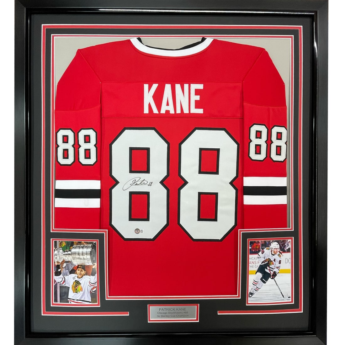 Framed Autographed Patrick Kane Chicago Blackhawks Jersey Beckett BAS COA 33x42 (1 of 2)