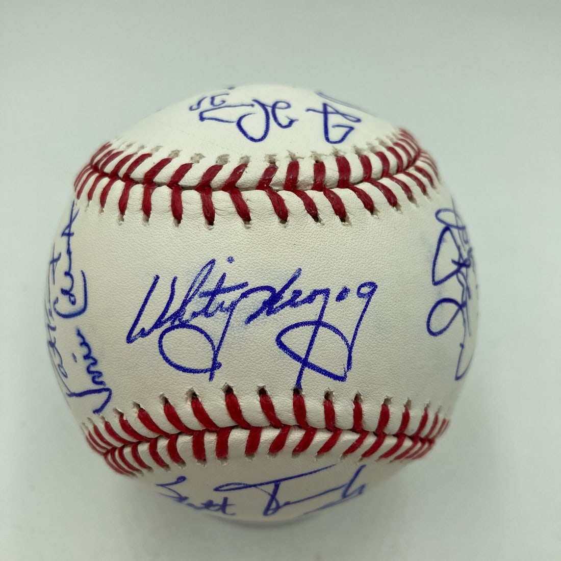 1987 St. Louis Cardinals Team Signed Baseball Ozzie Smith PSA JSA Guaranteed: 1987 St. Louis Cardinals Team Signed Baseball Ozzie Smith PSA JSA Guaranteed Celebrate the legacy of the 1987 St. Louis Cardinals with this team signed baseball featuring the iconic Ozzie Smith. This