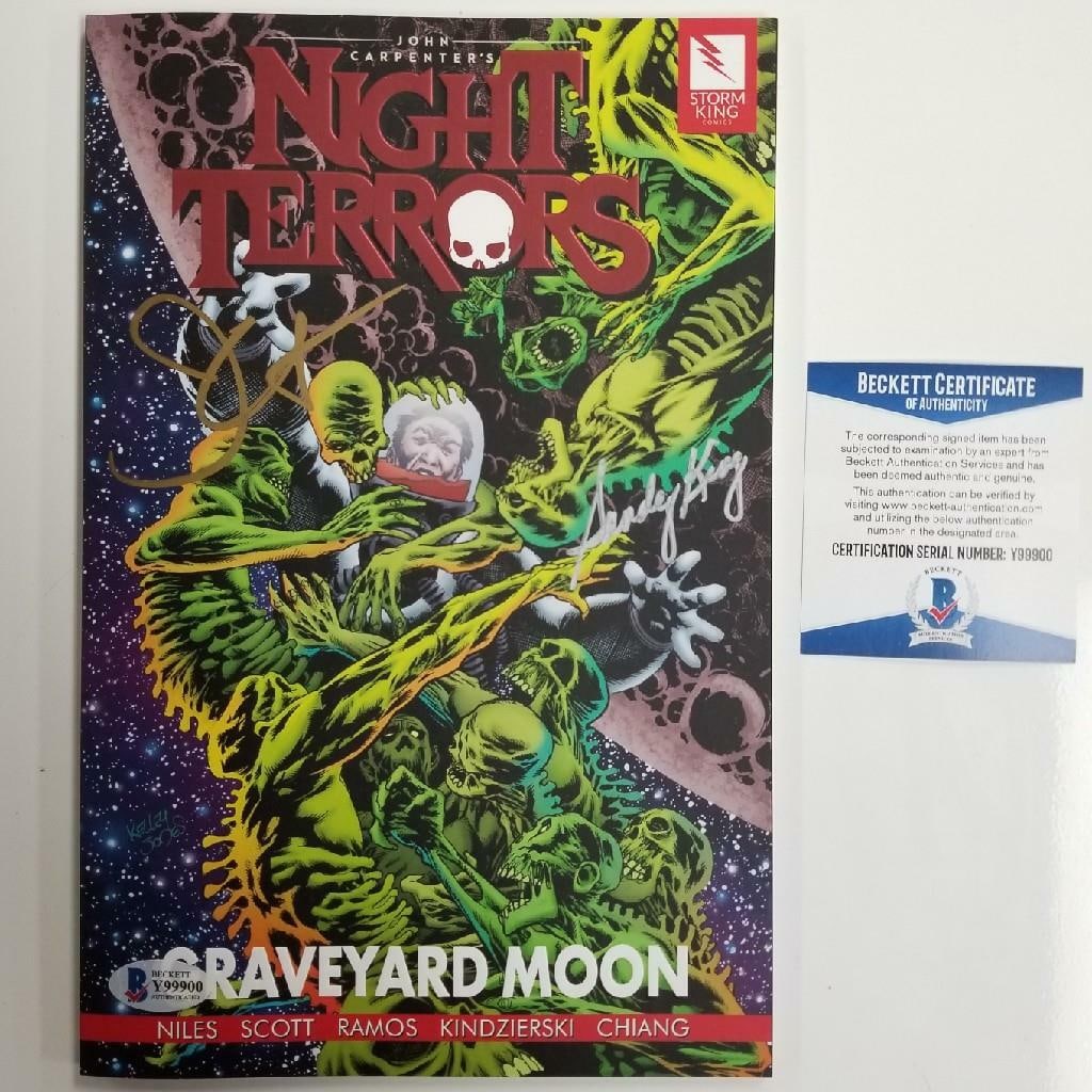 Night Terrors Graveyard Moon book signed by John Carpenter Sandy King Beckett COA: Night Terrors Graveyard Moon book signed by John Carpenter Sandy King Beckett COA This is an original copy of the book "Night Terrors Graveyard Moon," signed by John Carpenter and Sandy King. The sign