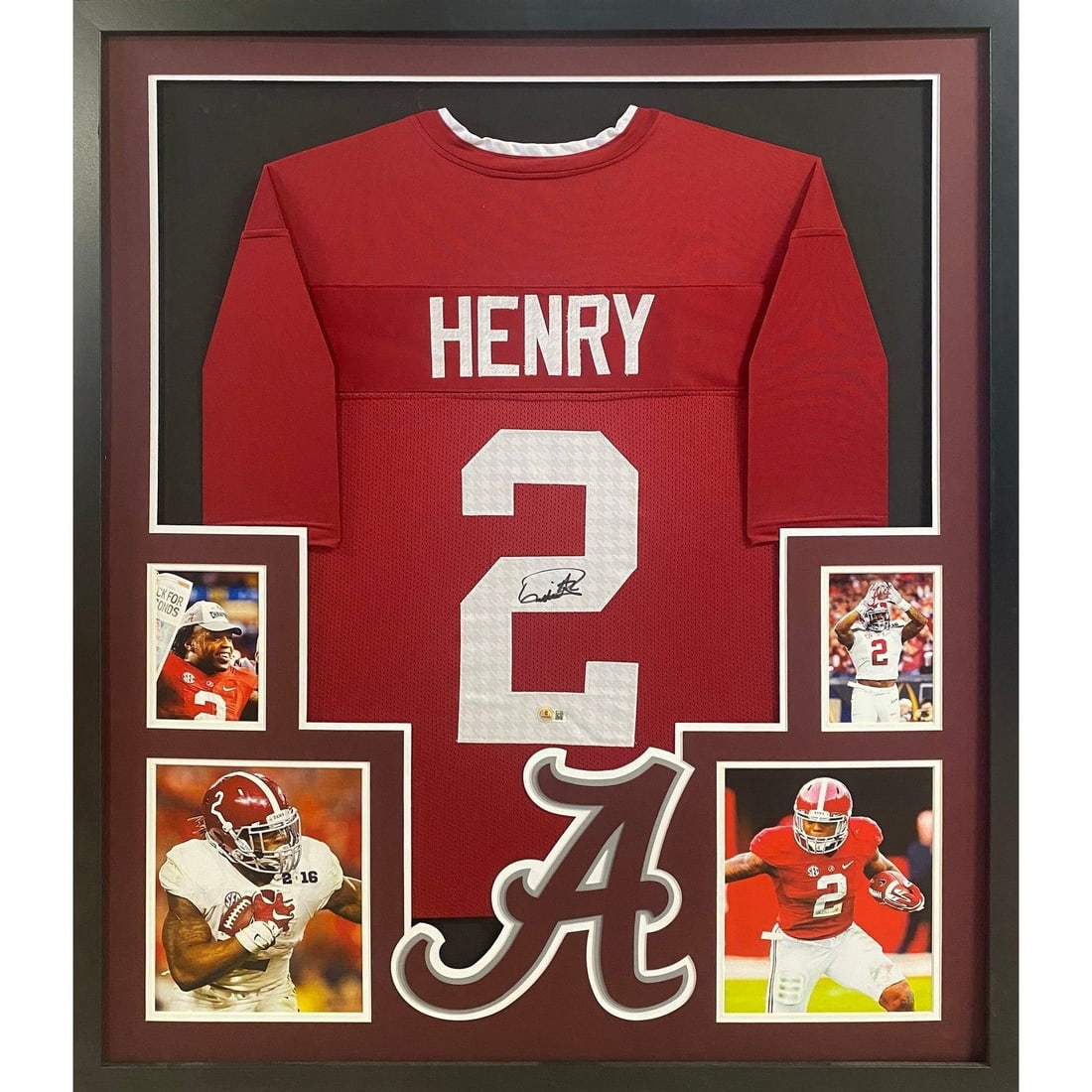 Framed Alabama Jersey Signed by Derrick Henry Beckett Authenticated: Framed Alabama Jersey Signed by Derrick Henry Beckett Authenticated This is a framed jersey autographed by Derrick Henry, authenticated by Beckett. The jersey is showcased in a detailed frame with a U