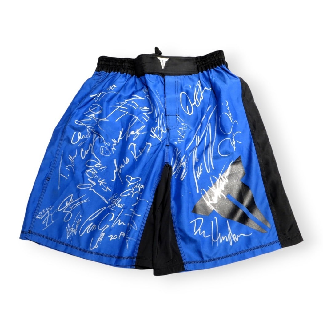 UFC Greats Multi Signed Trunks 25 Autographs Beckett Authenticated (1 of 5)