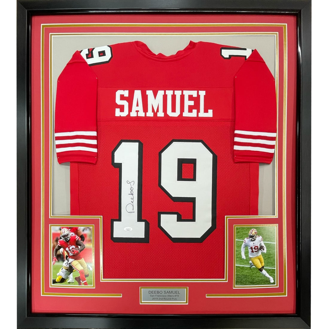 Framed Autographed Deebo Samuel Jersey 33x42 Red Alternate JSA COA: Framed Autographed Deebo Samuel Jersey 33x42 Red Alternate JSA COA Celebrate your love for football with this stunning framed autographed Deebo Samuel red alternate jersey, measuring 33"x42". This aut