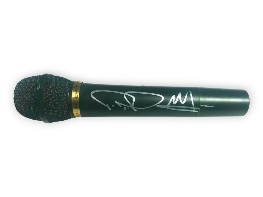 Autographed Microphone by T.I. Clifford Harris With Beckett Authentication: Autographed Microphone by T.I. Clifford Harris With Beckett Authentication This is a pre-owned microphone signed by rapper and songwriter T.I. Clifford Harris. The autograph has been authenticated by