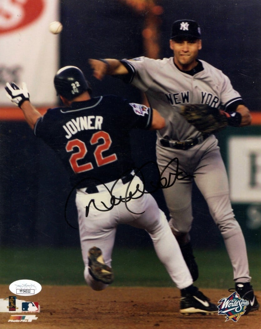 Derek Jeter Signed 8X10 Photo Yankees 1998 WS JSA Authenticated: Derek Jeter Signed 8X10 Photo Yankees 1998 WS JSA Authenticated Capture a moment in baseball history with this autographed 8x10 photo of Derek Jeter, the legendary New York Yankees player. This origin