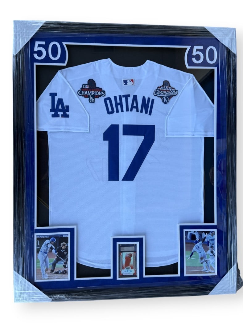 Shohei Ohtani 1/1 Signed Prismatic Red Card Dodgers Framed: Shohei Ohtani 1/1 Signed Prismatic Red Card Dodgers Framed Celebrate the legacy of Shohei Ohtani with this stunning autographed Prismatic Red 1/1 card, beautifully framed alongside his jersey and phot