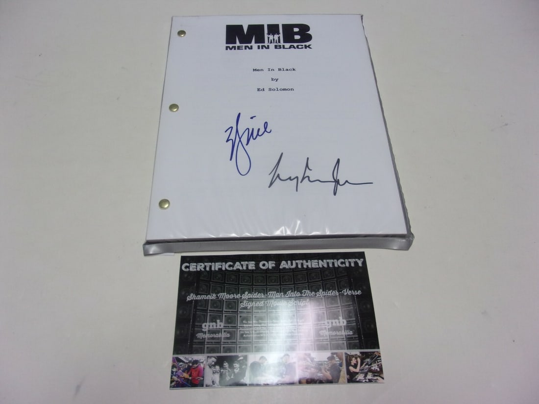 Signed Men in Black Script by Will Smith and Tommy Lee Jones with COA (1 of 1)