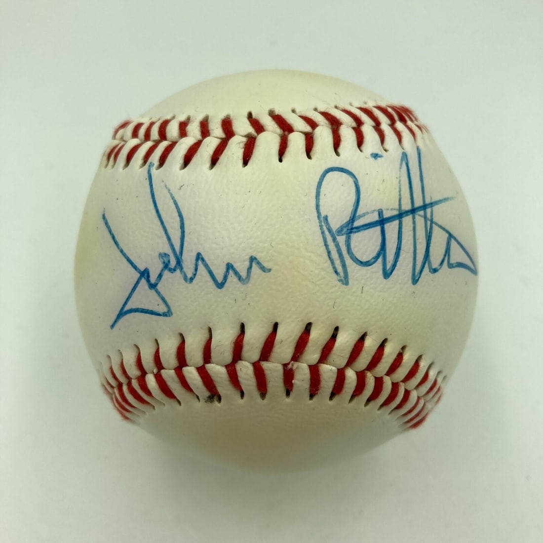 John Ritter Autographed Baseball with JSA Certificate of Authenticity: John Ritter Autographed Baseball with JSA Certificate of Authenticity This is a signed baseball by John Ritter, authenticated by James Spence Authentication (JSA). The baseball comes with a Certificat