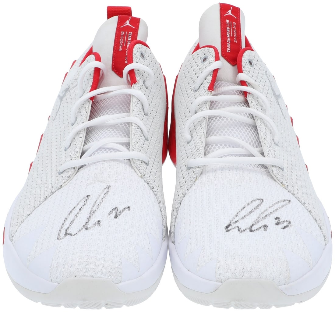 Luka Doncic Dual-Signed Nike Sneakers with PSA DNA COA Size 16: Luka Doncic Dual-Signed Nike Sneakers with PSA DNA COA Size 16 This is a remarkable pair of Nike sneakers, identical to those worn by NBA star Luka Doncic during the December 12, 2019 game against the