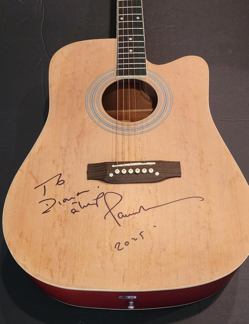 Paul Anka Signed Acoustic Guitar To Diana Always Beckett Authenticated: Paul Anka Signed Acoustic Guitar To Diana Always Beckett Authenticated This is an original acoustic guitar signed by the legendary Paul Anka, featuring an inscription "To Diana Always". The autograph