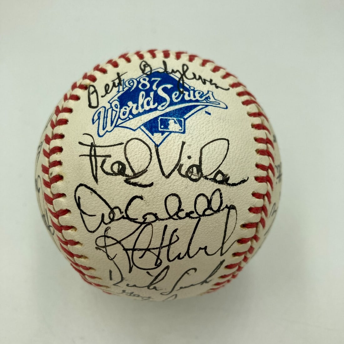 1987 Minnesota Twins Team Signed Baseball with JSA COA: 1987 Minnesota Twins Team Signed Baseball with JSA COA Celebrate the legacy of the 1987 Minnesota Twins with this official World Series baseball, beautifully signed by twenty-seven members of the cham
